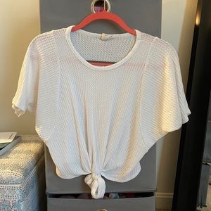 White Live in the Moment top